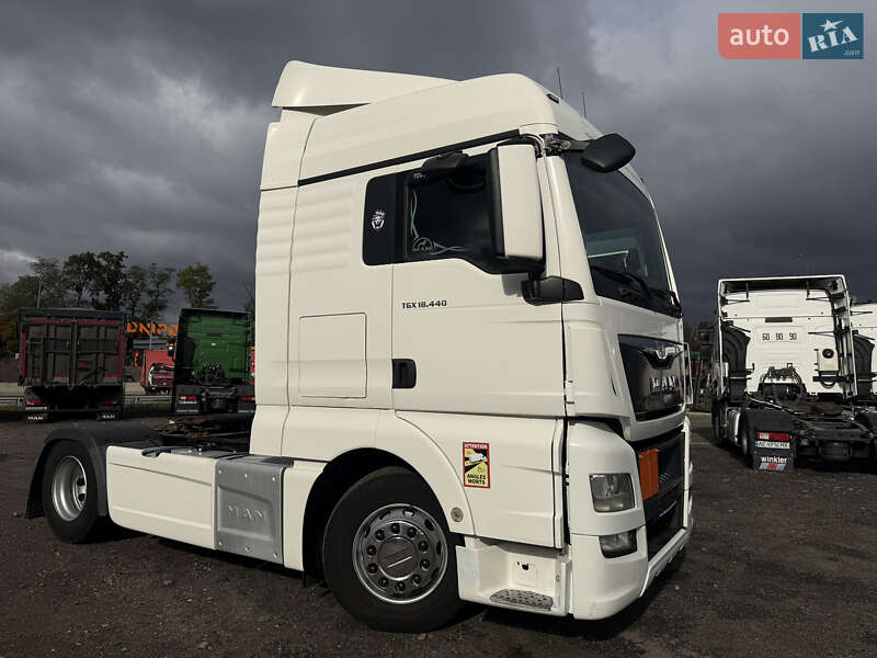 Тягач MAN TGX 2016 в Києві фото 3 Тягач MAN TGX 2016 в Києві