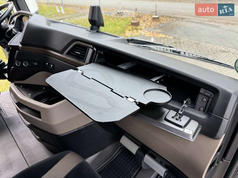 Контейнеровоз MAN TGX 2022 в Житомирі фото 11 Контейнеровоз MAN TGX 2022 в Житомирі