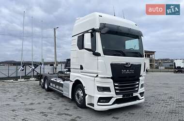 Контейнеровоз MAN TGX 2021 в Черновцах