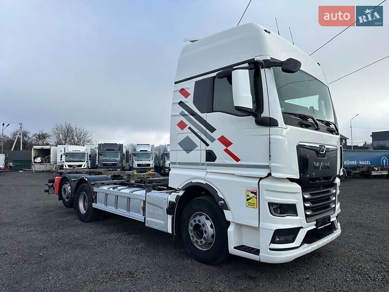 Контейнеровоз MAN TGX 2021 в Луцьку