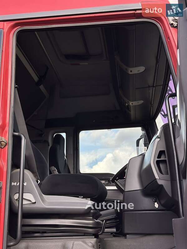 Контейнеровоз MAN TGX 2009 в Києві