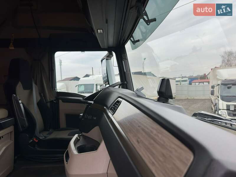 Контейнеровоз MAN TGX 2021 в Луцьку фото 20 Контейнеровоз MAN TGX 2021 в Луцьку