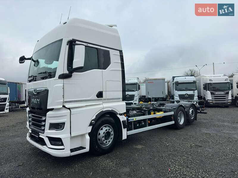 Контейнеровоз MAN TGX 2021 в Луцке фото 12 Контейнеровоз MAN TGX 2021 в Луцке