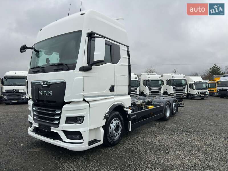 Контейнеровоз MAN TGX 2021 в Луцке фото 5 Контейнеровоз MAN TGX 2021 в Луцке