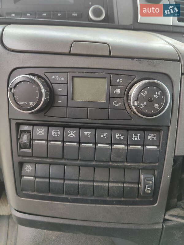 Кран-манипулятор MAN TGX 2012 в Буче