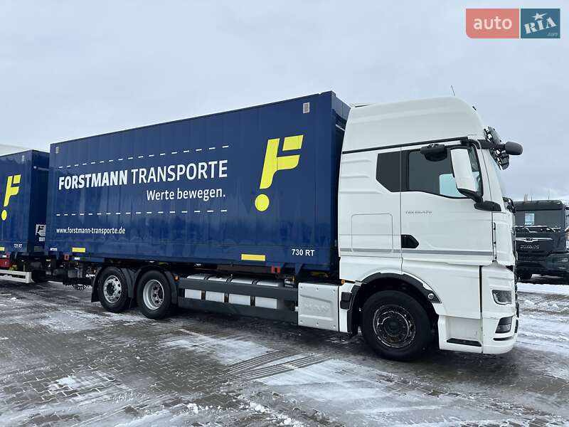 Контейнеровоз MAN TGX 2021 в Черновцах