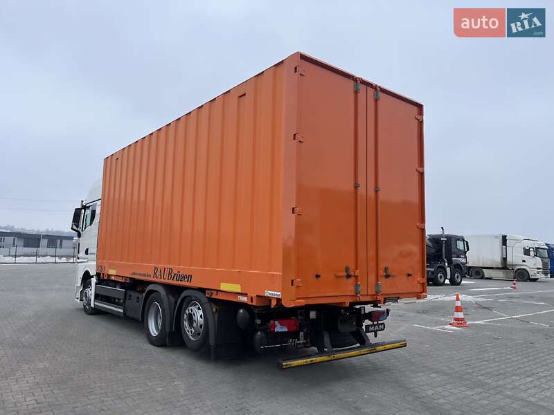 Контейнеровоз MAN TGX 2021 в Черновцах