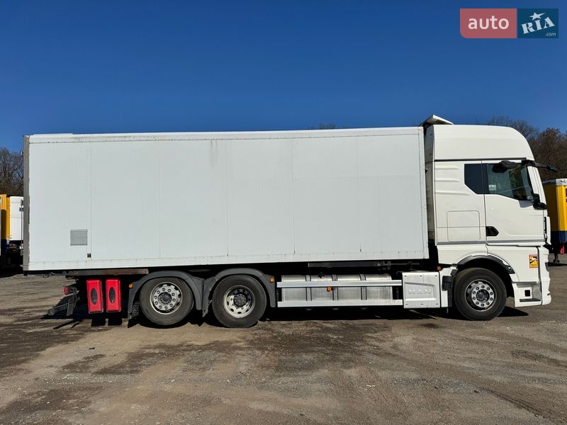 Контейнеровоз MAN TGX 2021 в Днепре