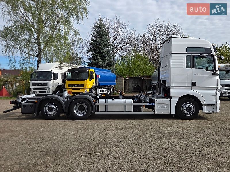 Контейнеровоз MAN TGX 2018 в Черновцах