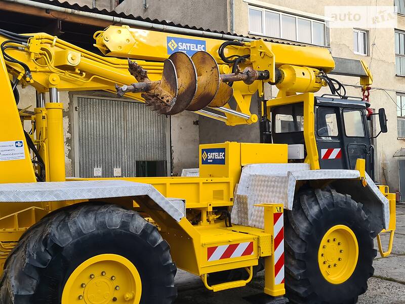 Бурова установка Manitou MC 2000 в Чернівцях