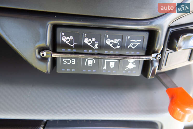 Телескопический погрузчик Manitou MLA 2018 в Житомире