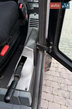 Телескопический погрузчик Manitou MLT 634-120 LSU 2004 в 