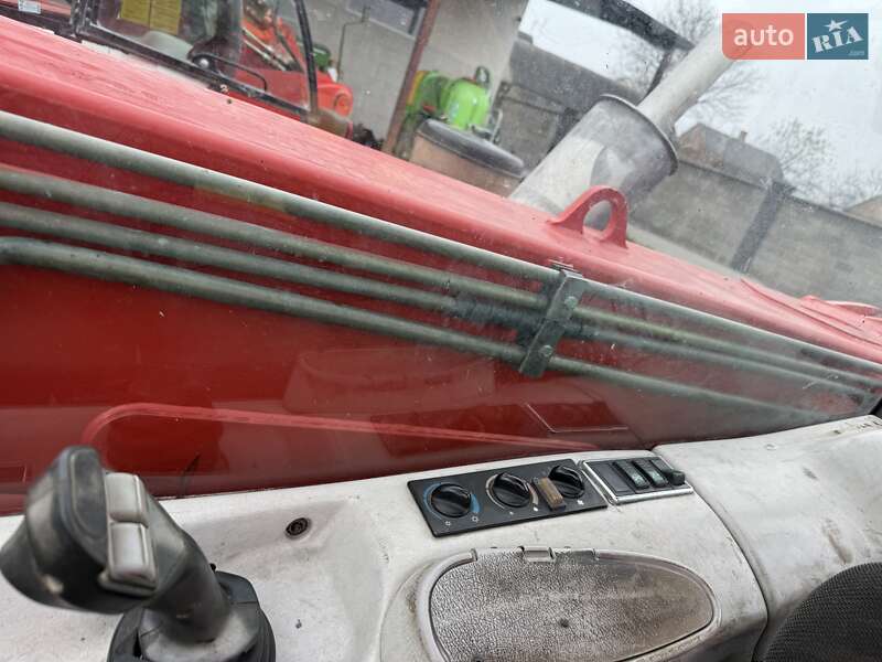 Телескопічні навантажувачі Manitou MLT 634-120 LSU 2005 в Луцьку