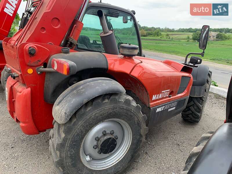 Фронтальні навантажувачі Manitou MLT 735-120 LSU 2010 в Великій Багачці