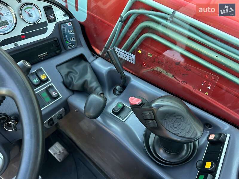 Телескопічні навантажувачі Manitou MLT 735-120 LSU 2011 в Луцьку