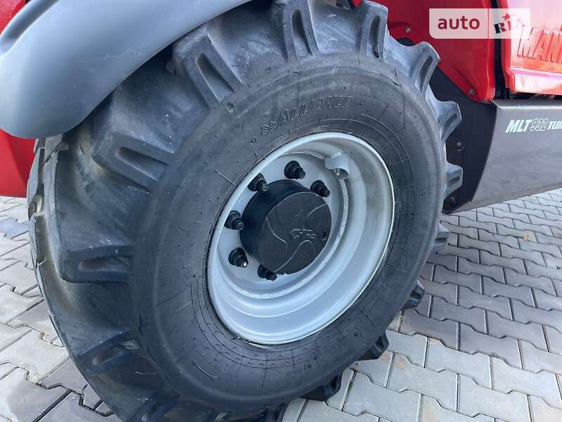 Телескопічні навантажувачі Manitou MT 932 2002 в Горохові