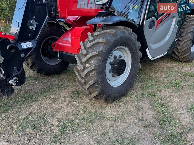 Фронтальный погрузчик Manitou MT 2024 в Черновцах