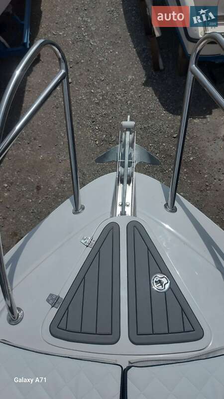 Моторна яхта Mano Marine 32 2023 в Кам'янець-Подільському