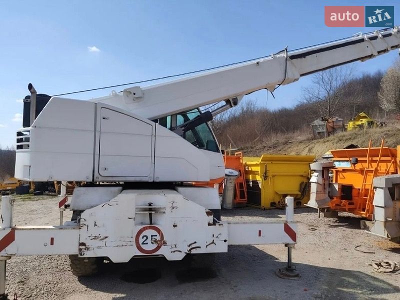Автокран Marchetti MG 2000 в Тячеві