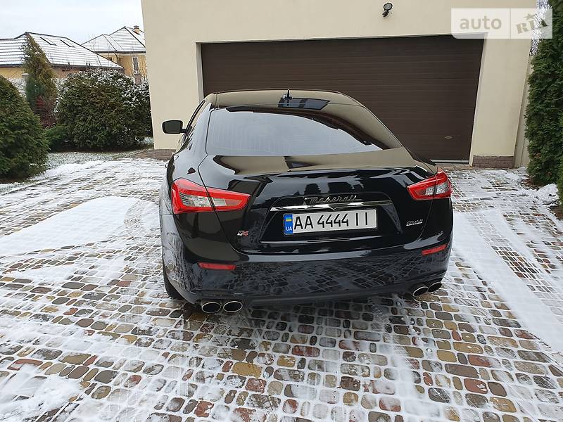 Седан Maserati Ghibli 2015 в Києві