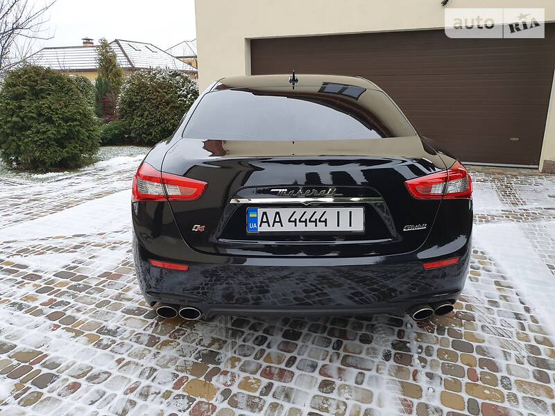 Седан Maserati Ghibli 2015 в Києві