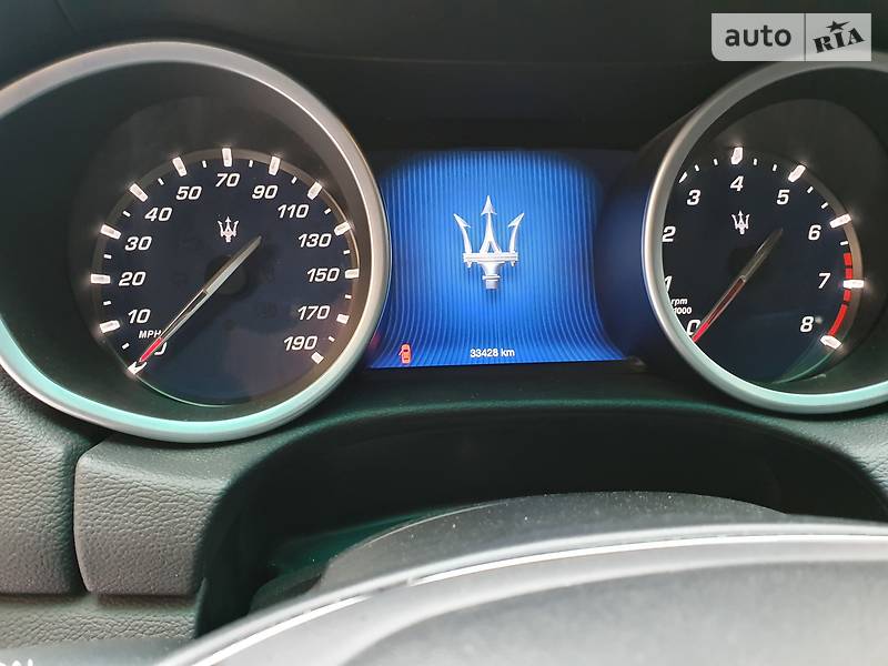 Седан Maserati Ghibli 2015 в Києві