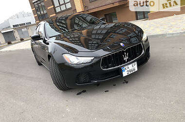 Седан Maserati Ghibli 2014 в Києві