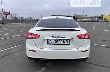 Седан Maserati Ghibli 2017 в Киеве