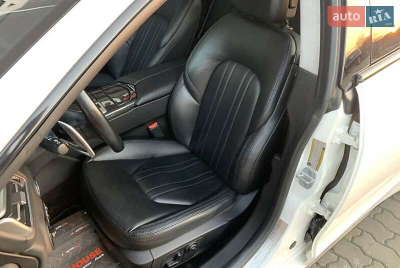 Седан Maserati Ghibli 2014 в Львові