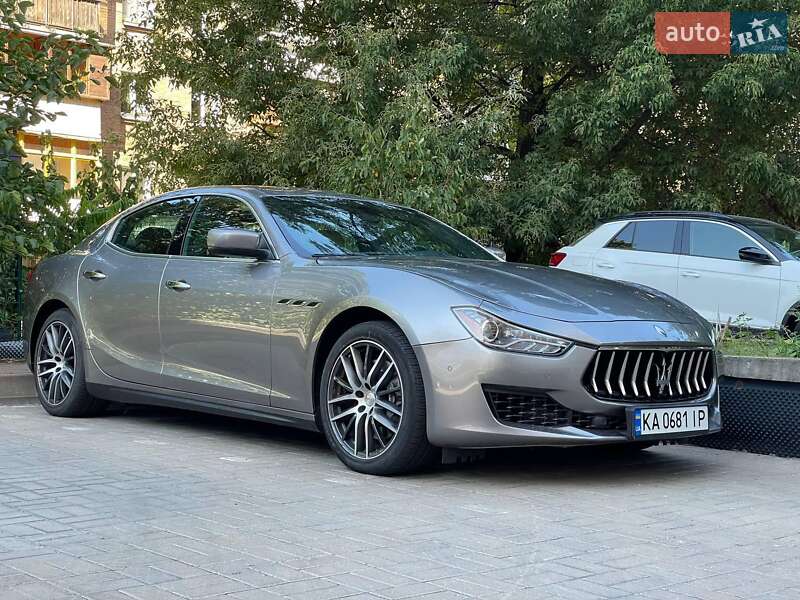 Maserati Ghibli 2015