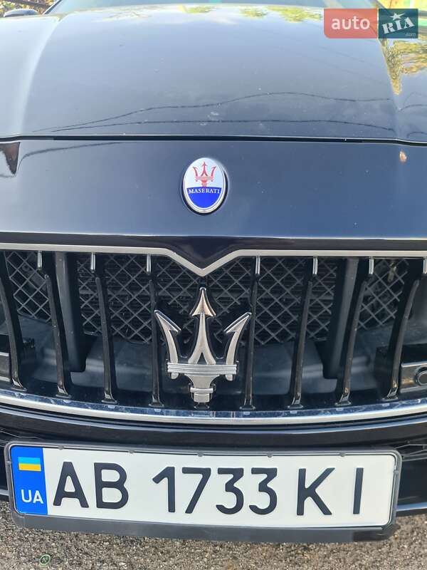 Седан Maserati Ghibli 2014 в Вінниці