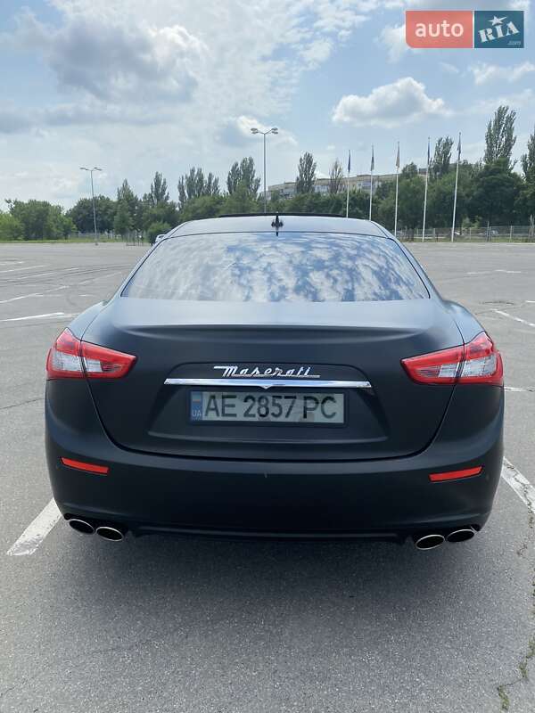 Седан Maserati Ghibli 2014 в Днепре