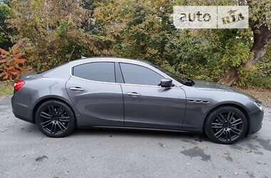 Седан Maserati Ghibli 2015 в Києві