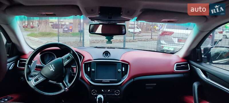 Седан Maserati Ghibli 2014 в Вінниці