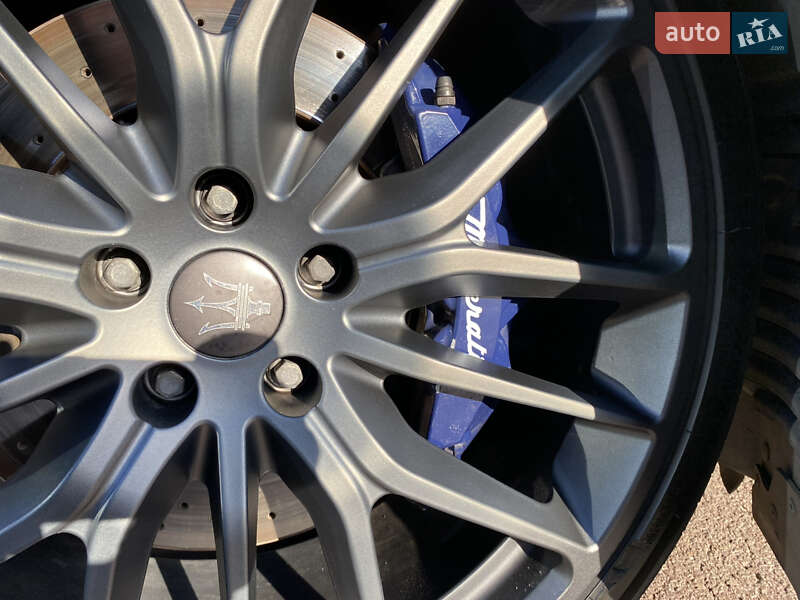 Седан Maserati Ghibli 2017 в Днепре фото 14 Седан Maserati Ghibli 2017 в Днепре