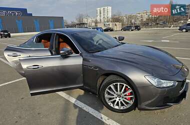 Седан Maserati Ghibli 2016 в 