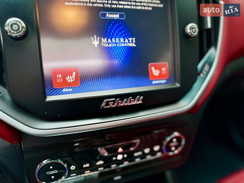 Седан Maserati Ghibli 2014 в Одесі