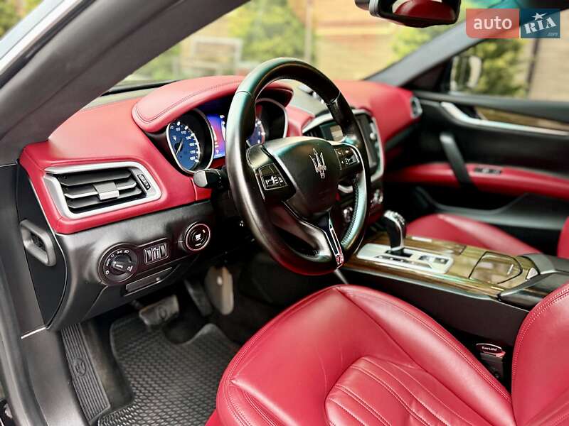 Седан Maserati Ghibli 2014 в Одесі