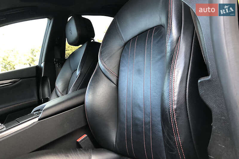 Седан Maserati Ghibli 2017 в Києві