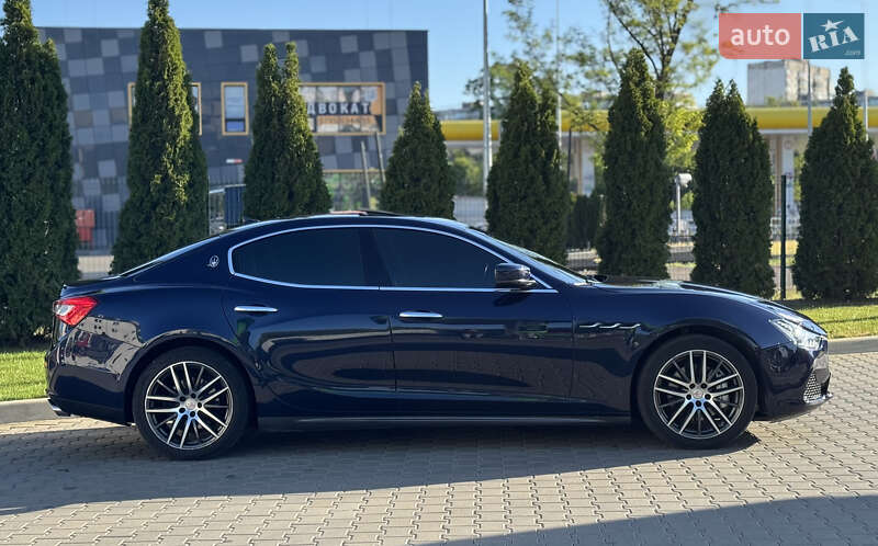 Седан Maserati Ghibli 2015 в Києві