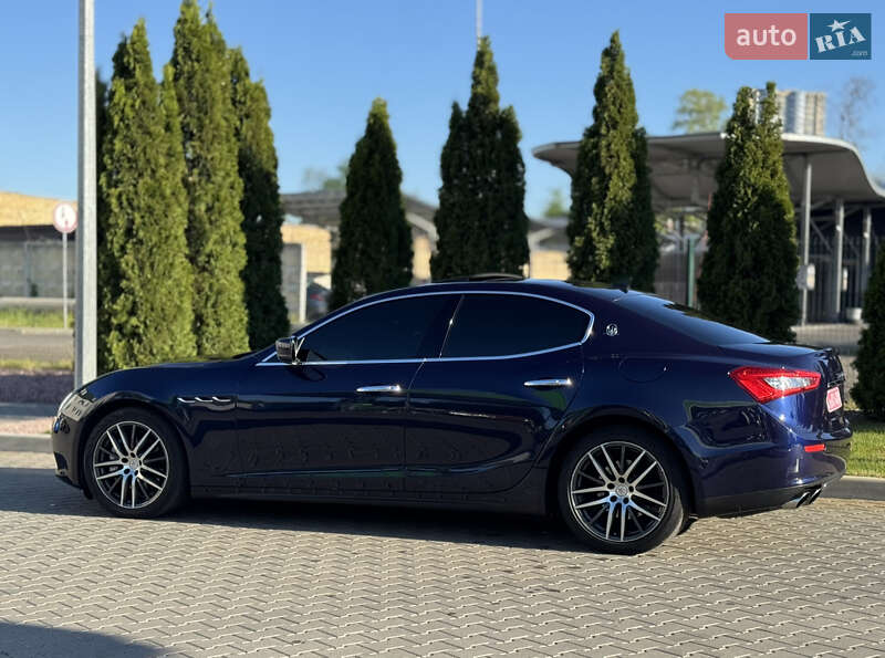 Седан Maserati Ghibli 2015 в Києві