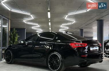 Седан Maserati Ghibli 2014 в 