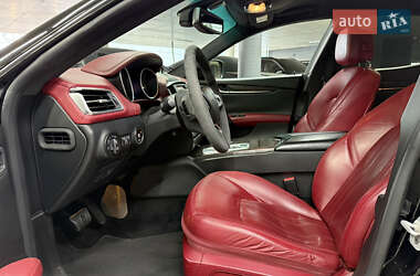Седан Maserati Ghibli 2014 в 