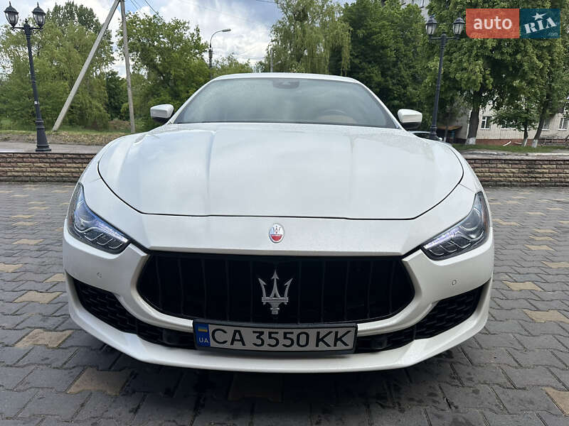 Седан Maserati Ghibli 2017 в Умані