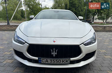 Седан Maserati Ghibli 2017 в 