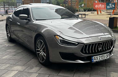 Седан Maserati Ghibli 2013 в Киеве