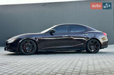 Седан Maserati Ghibli 2014 в 