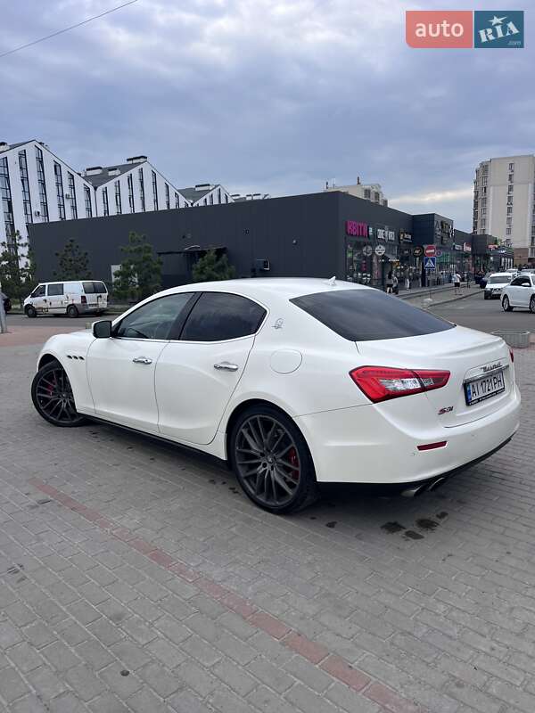 Седан Maserati Ghibli 2015 в Киеве