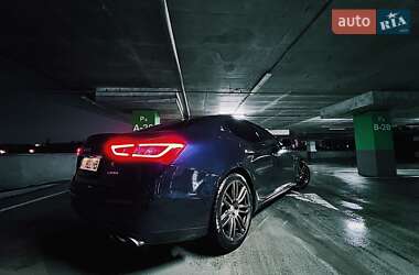 Седан Maserati Ghibli 2015 в 