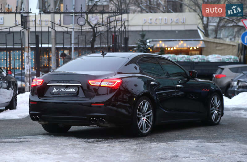 Седан Maserati Ghibli 2015 в Києві